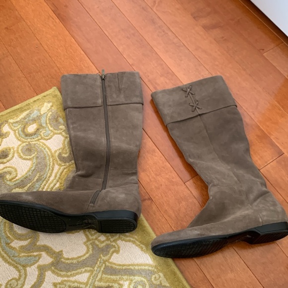 Enzo Angiolini suede boots with zipper - Picture 3 of 7